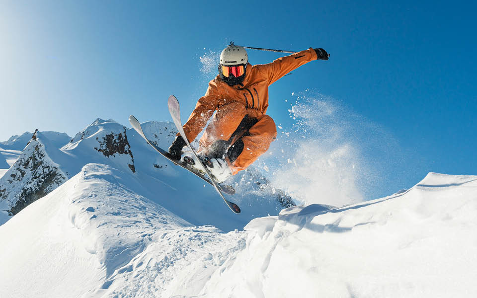 skier wearing Oakley goggles
